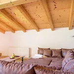 Alpen Loft شقة *