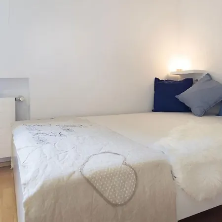 Апартаменти Alpen Loft *